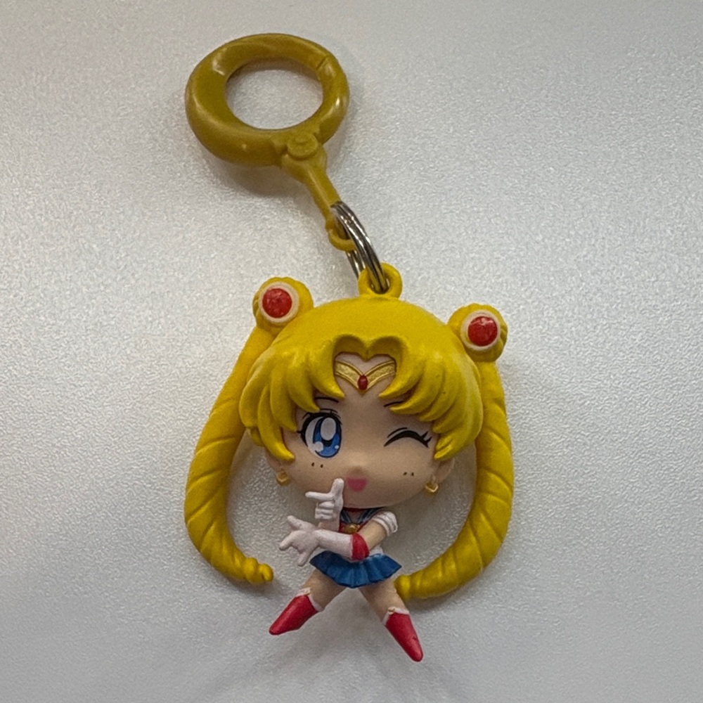 Sailor Moon Chibi Keychain - Yellow Hair, Blue & Red Outfit